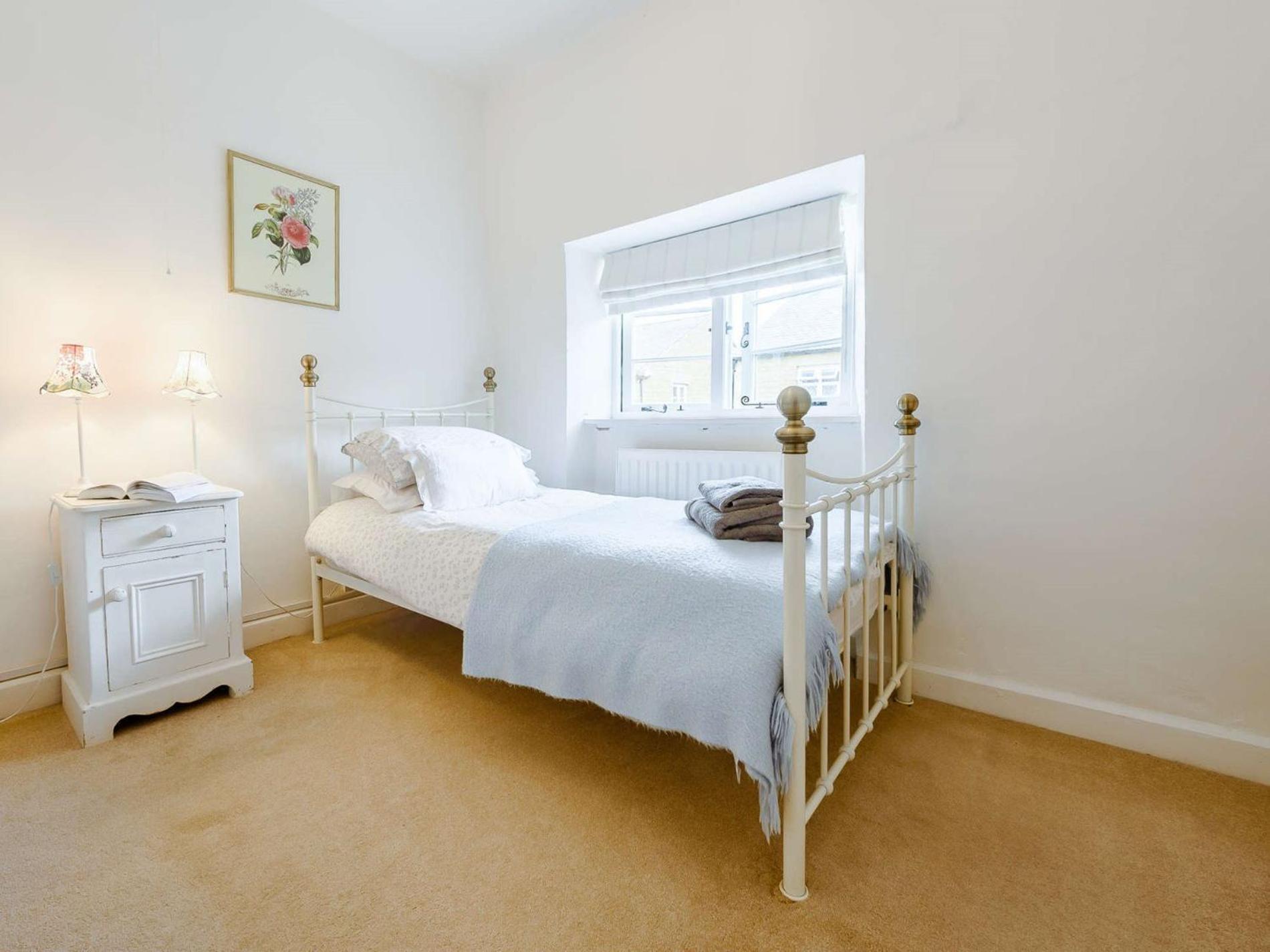 2 Bed In Bourton-On-The-Water 46677 Villa Exterior photo
