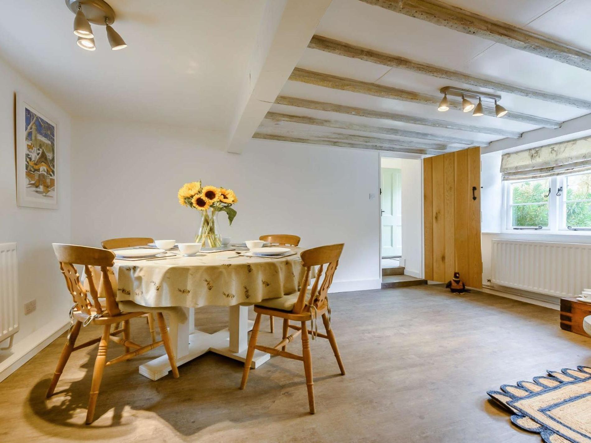 2 Bed In Bourton-On-The-Water 46677 Villa Exterior photo