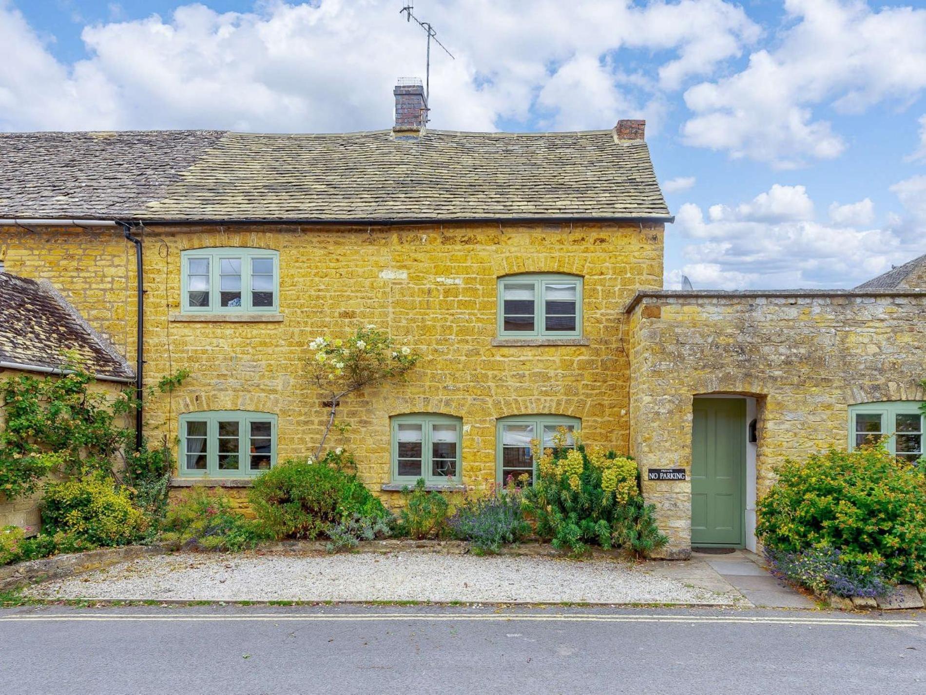 2 Bed In Bourton-On-The-Water 46677 Villa Exterior photo